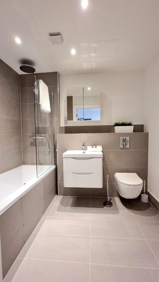 Roomspace Serviced Apartments - Kew Bridge Court 런던 외부 사진