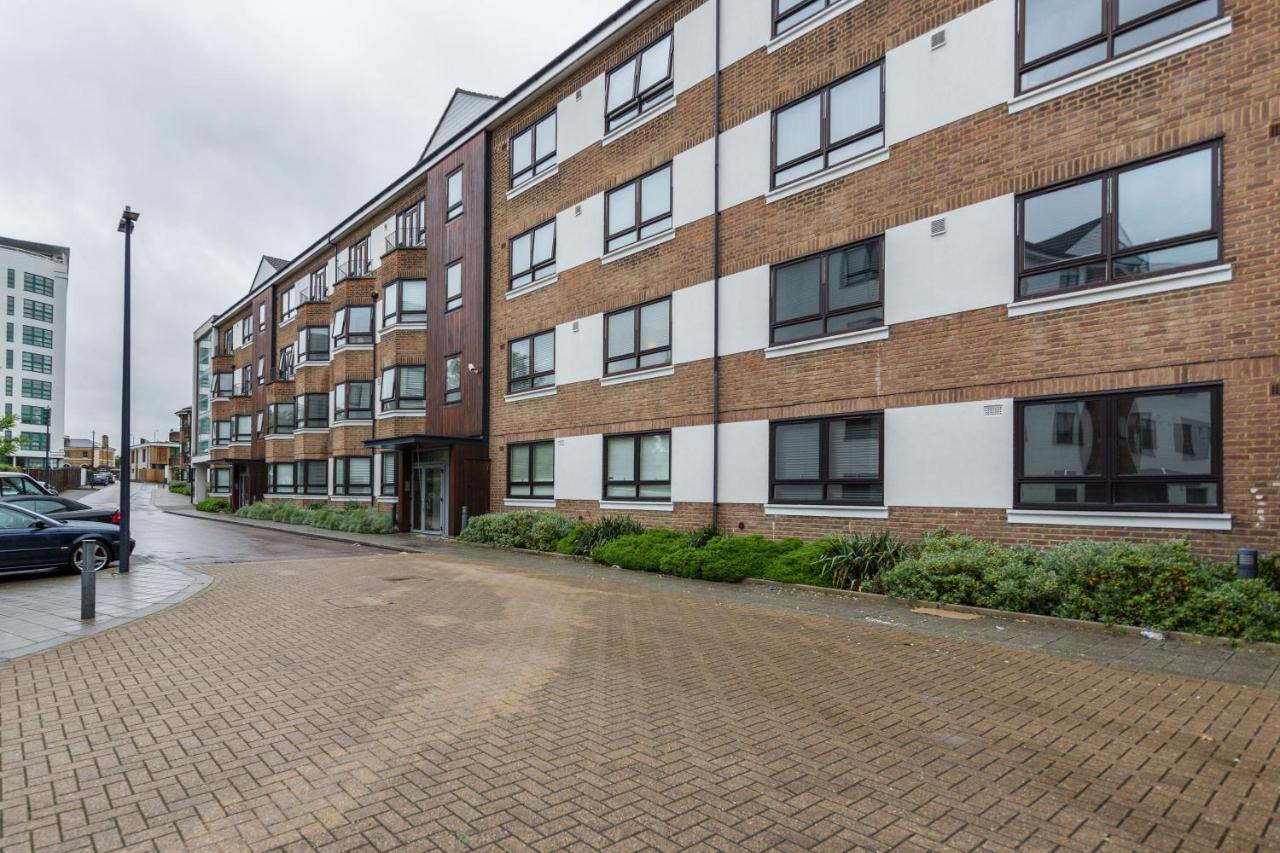 Roomspace Serviced Apartments - Kew Bridge Court 런던 외부 사진
